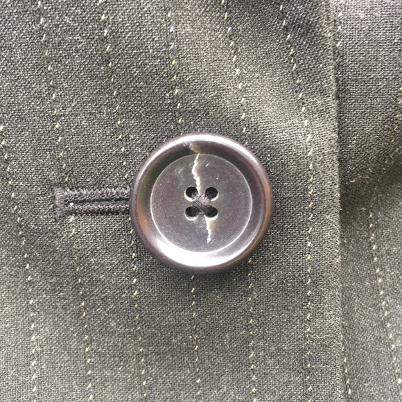 Black pin stripe blazer - Picture 13 of 14